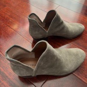 Lucky Brand suede booties